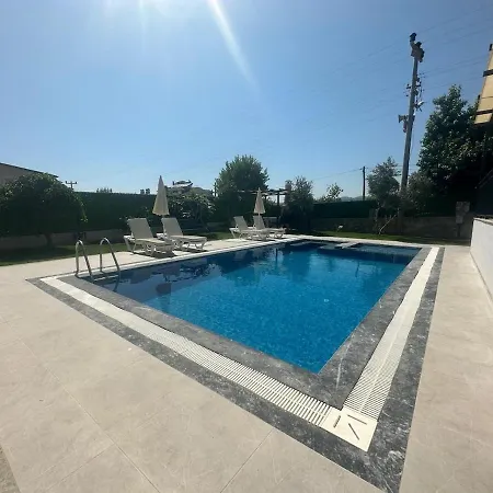 Polo Villa *
