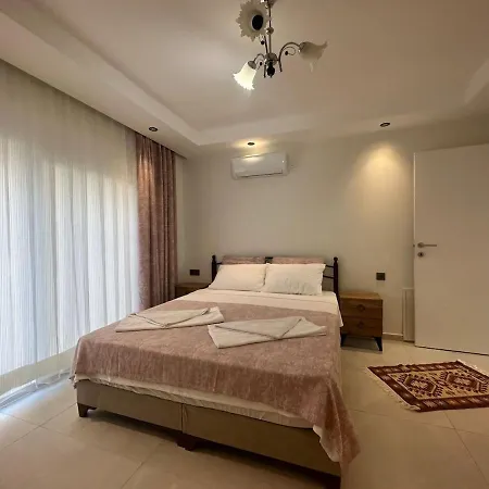 Polo Villa